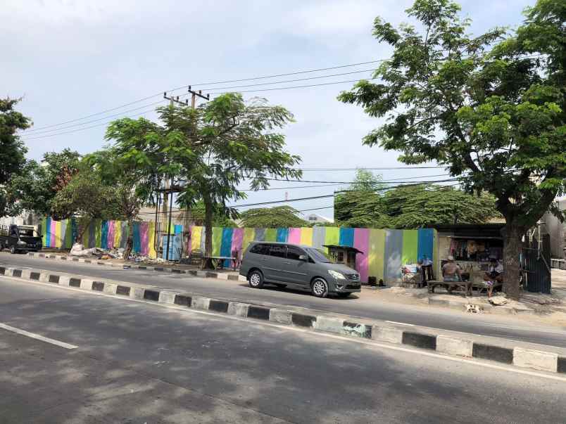 dijual tanah raya kedung cowek