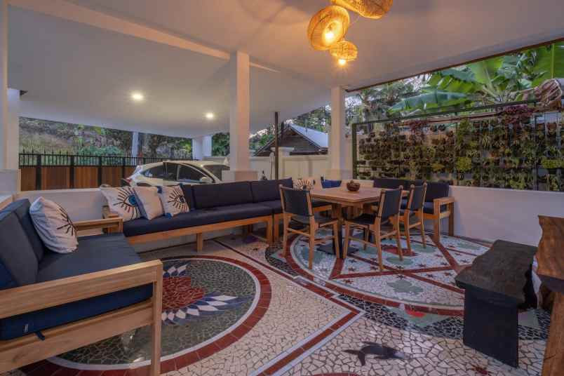 dijual villa desa lalanglingah kec