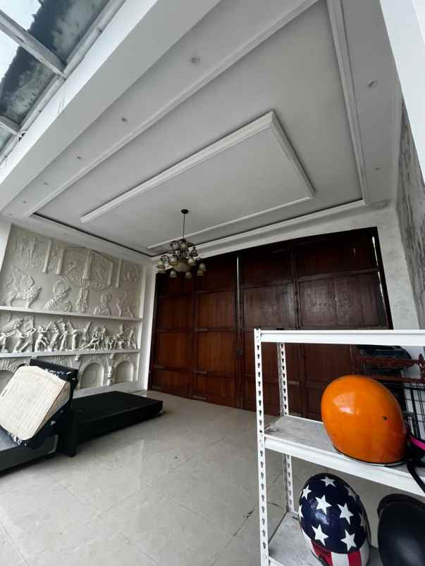 dijual villa jimbaran bali