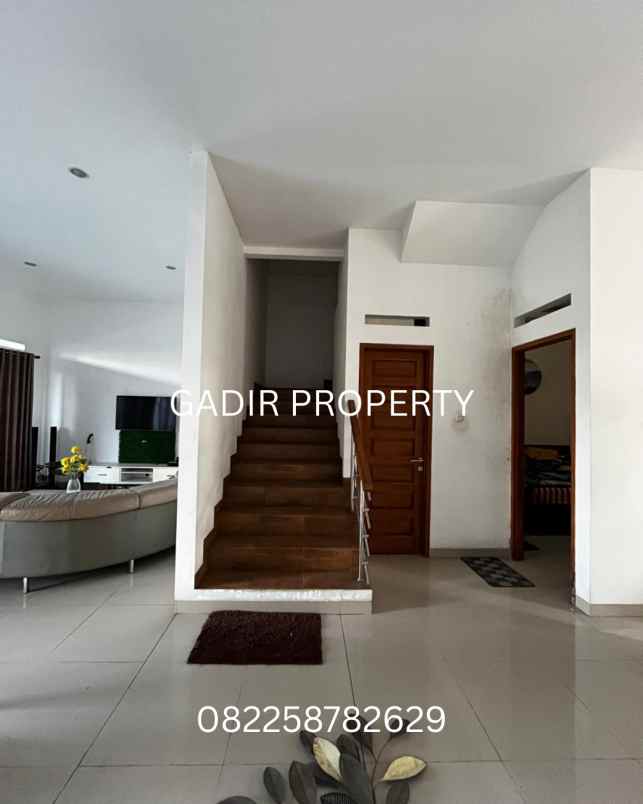 dijualrumah tatar kumalasinta kota baru parahyangan