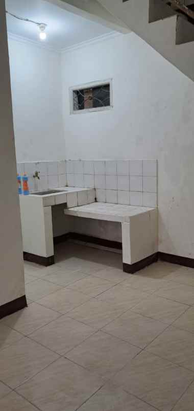 dikontrakan rumah siap huni di kopo sayati