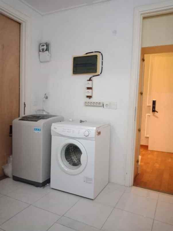 disewakan apartemen the via ciputra world surabaya