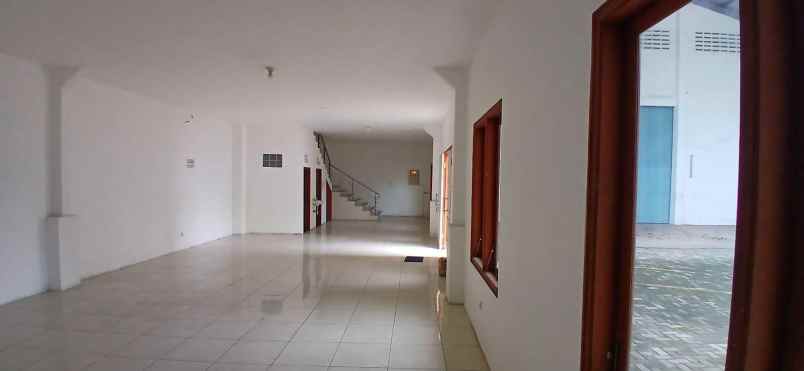 disewakan gudang di malang