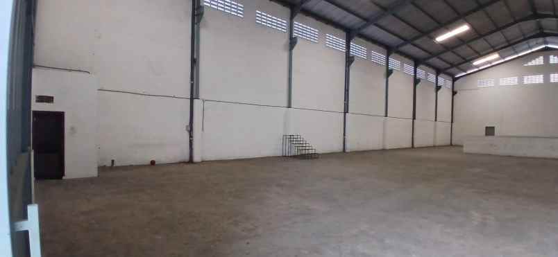 disewakan gudang di malang