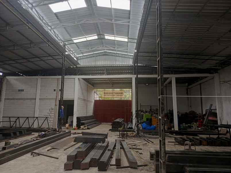 disewakan gudang di ngawi