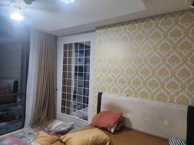 disewakan jual apartemen voila ciputra world lantai 27