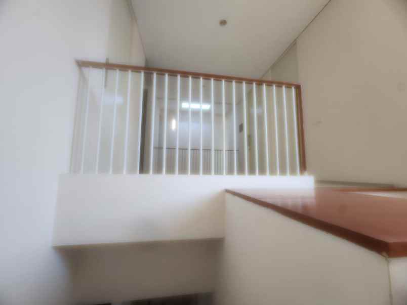 disewakan jual rumah greenlake type kaldera surabaya