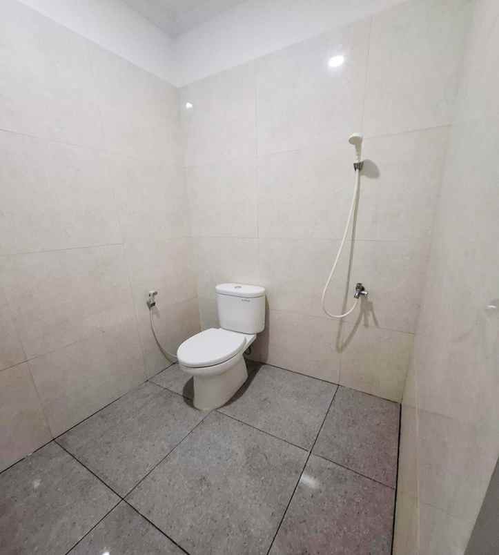 disewakan kost jl pisangan baru utara no