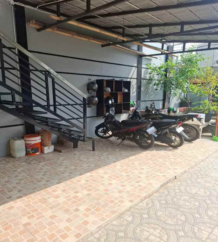 disewakan kost jl pisangan baru utara no