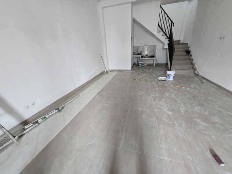 disewakan ruko strategis di talaga bestari tangerang