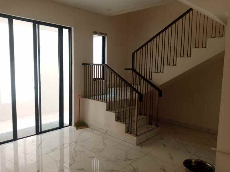 disewakan rumah asya cluster semayang