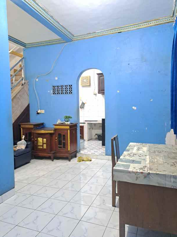 disewakan rumah cawang 3 jl bakti mulya rt