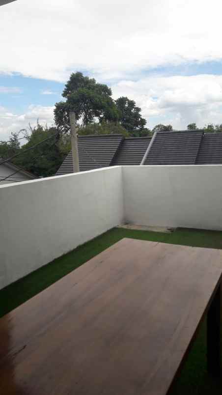 disewakan rumah cihanjuang