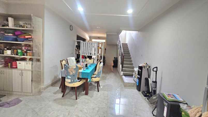 disewakan rumah cluster palm summarecon bekasi