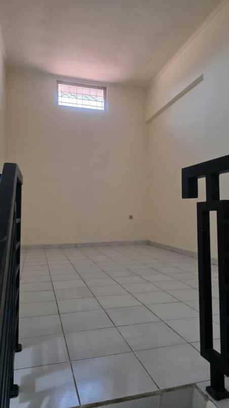 disewakan rumah cluster taman cikini