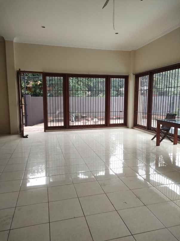 disewakan rumah kelapa gading