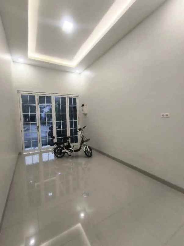 disewakan rumah ketintang