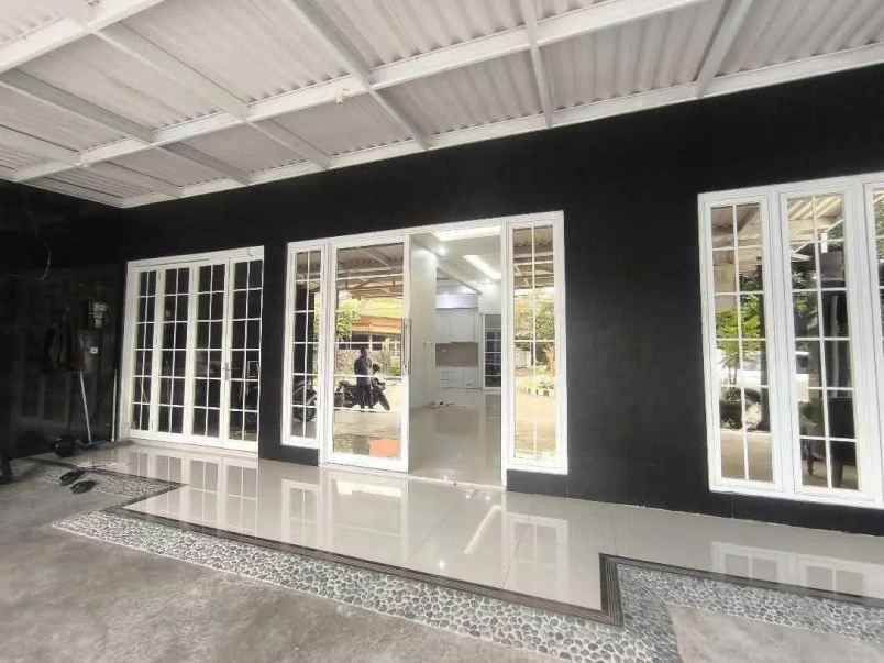 disewakan rumah ketintang