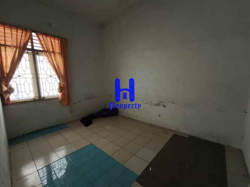 disewakan rumah komplek cemara hijau jalan