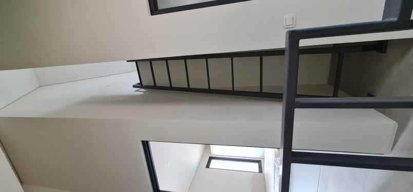 disewakan rumah minimalis di bsd siap huni