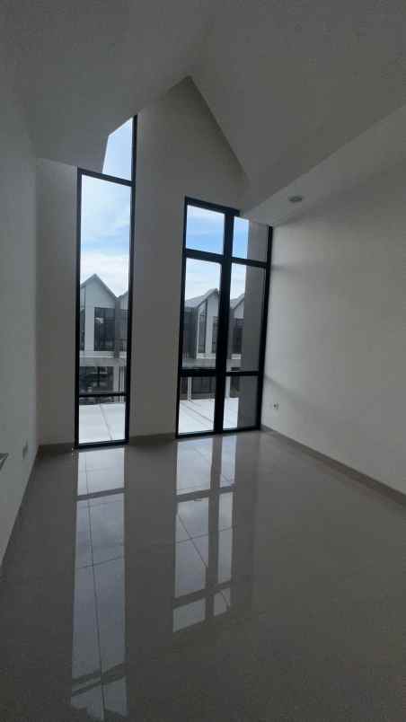 disewakan rumah pik2 cluster denver