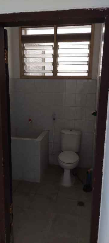 disewakan rumah siap huni bratang binangun