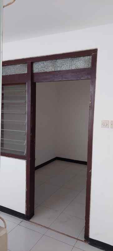 disewakan rumah siap huni bratang binangun