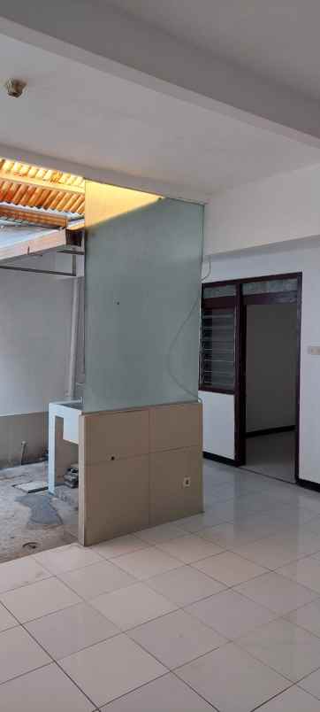 disewakan rumah siap huni bratang binangun