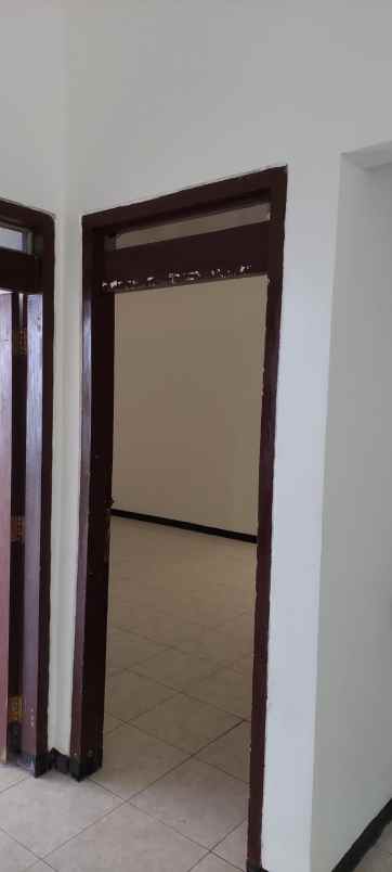 disewakan rumah siap huni bratang binangun