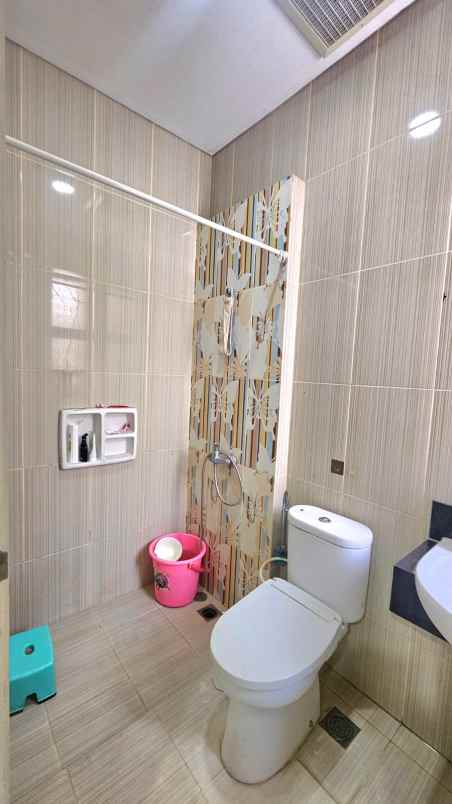 disewakan rumah summarecon bekasi cluster palm