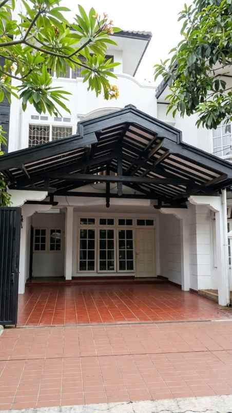 disewakan rumah tebet utara