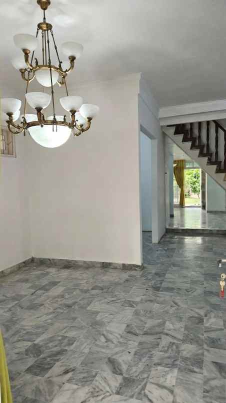 disewakan rumah tebet utara