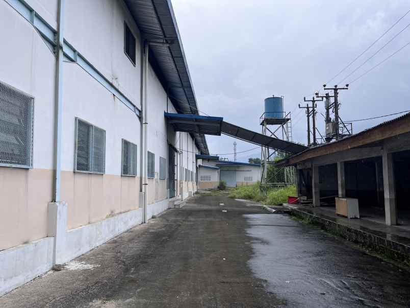 ex pabrik garmen dijual