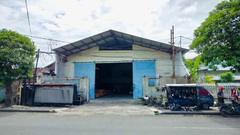 gudang dijual tembok dukuh bubutan surabaya pusat