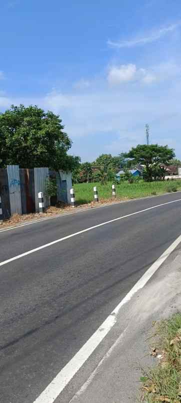 gudang kawasan strategis tepi jl raya sukoharjo