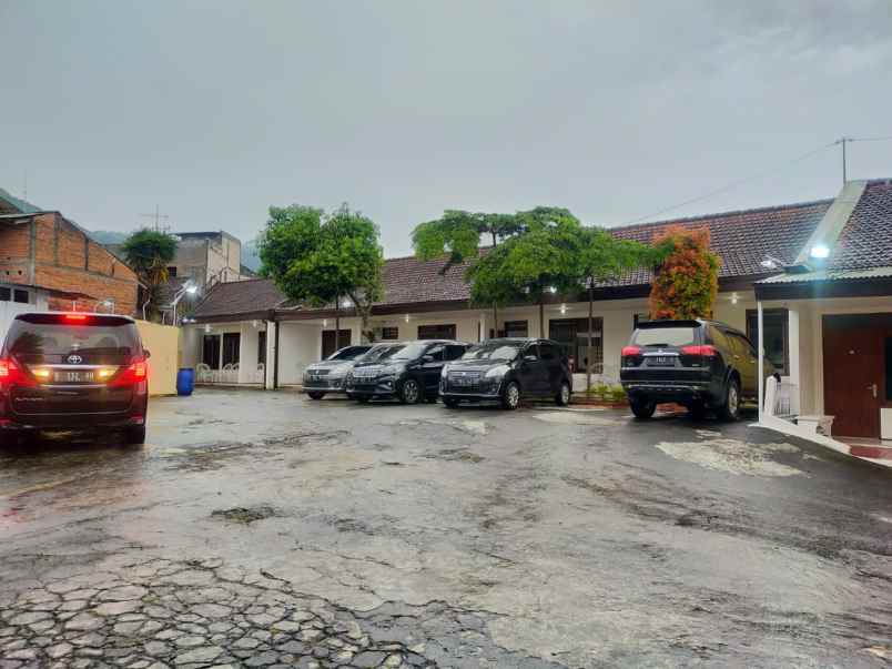 hotel murah super strategis dekat alun alun kota batu