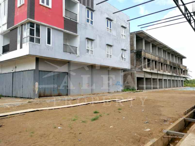 jual ruko bangunan dasar 3 lantai harga murah