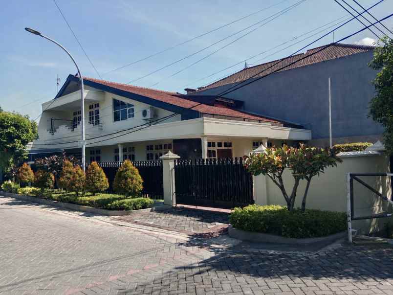 jual rumah asri ketintang baru strategis