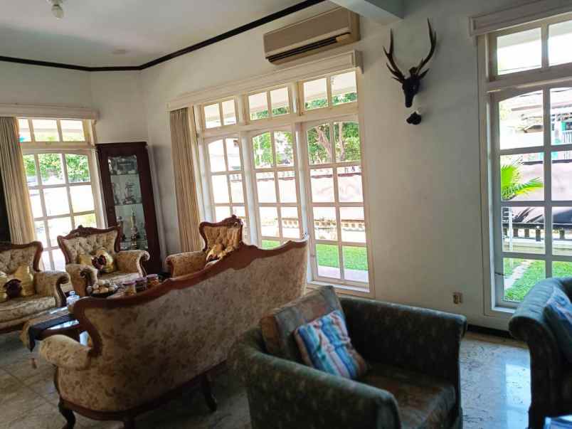 jual rumah asri ketintang baru strategis