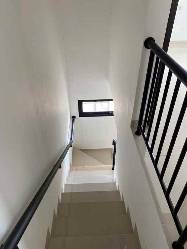 jual rumah cihanjuang bandung