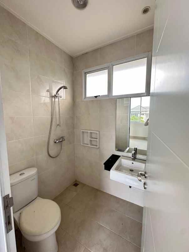 jual rumah hook siap huni cibubur country cikeas