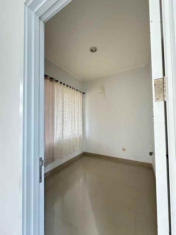 jual rumah hook siap huni cibubur country cikeas