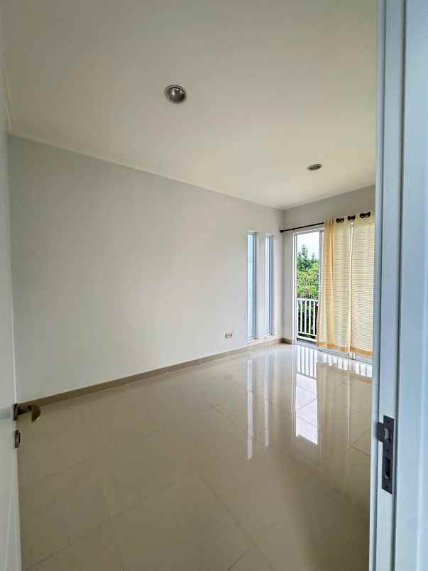 jual rumah hook siap huni cibubur country cikeas