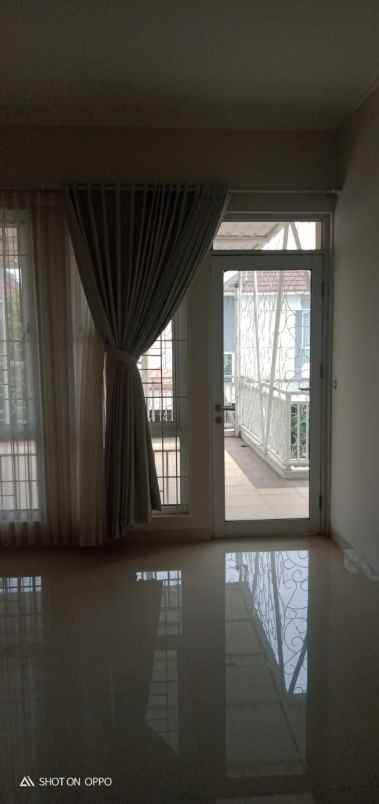 jual rumah kota wisata cibubur