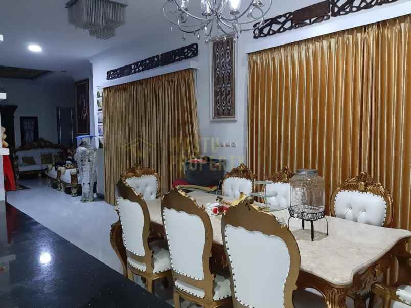 jual rumah mewah harga nego sampai jadi