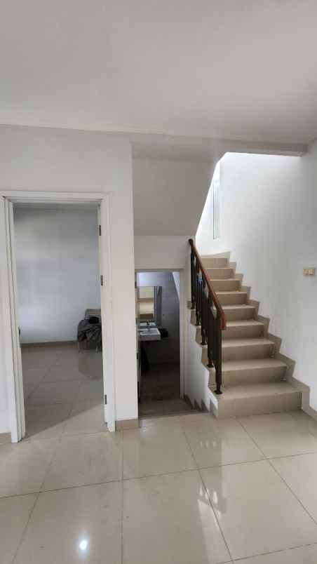 jual rumah siap huni cibubur country