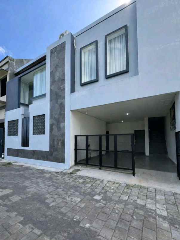 kos eksklusif 10 kamar furniture umbulharjo kota jogja