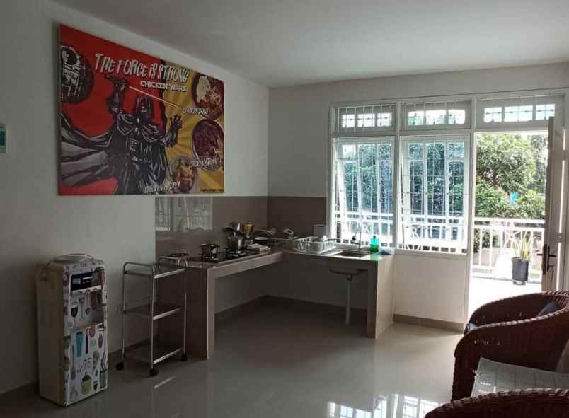 kost 11 pintu dekat universitas gunadarma