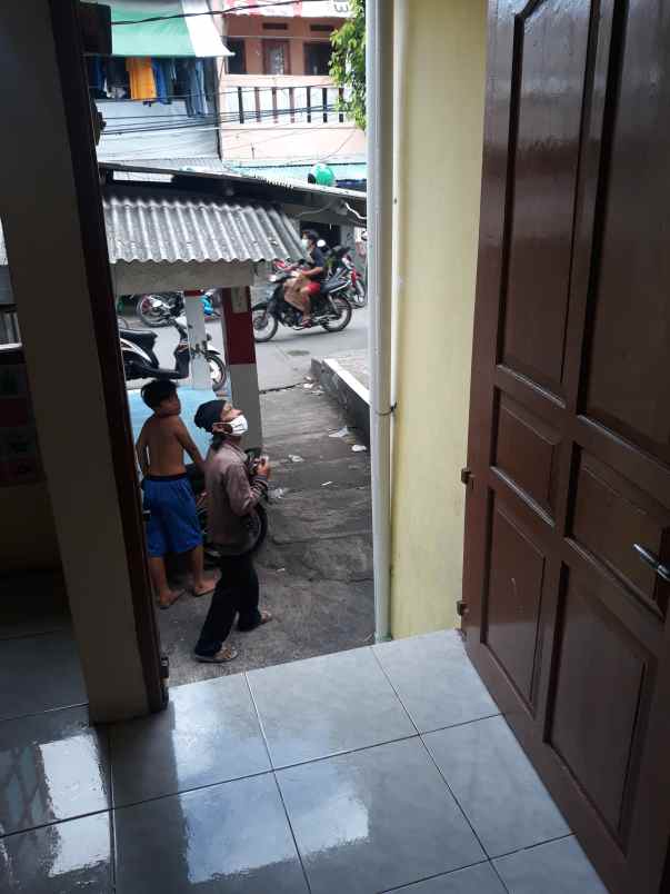 kost pademangan barat