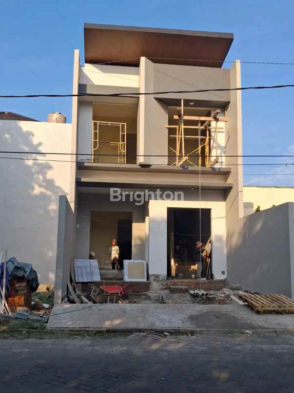 new 2 lantai manyar surabaya bagus hight quality